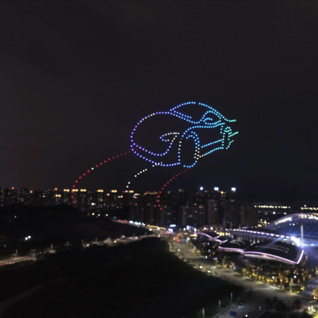 Drone light show takes center stage at outdoor event!